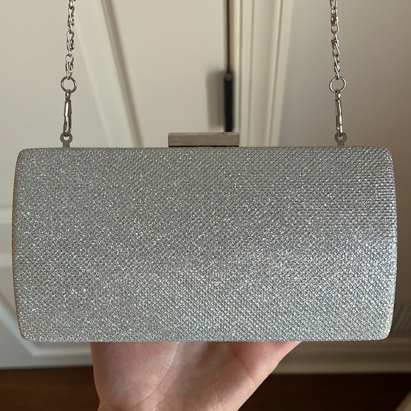 Sparkly Cross Body Purse - Picture 4 of 9